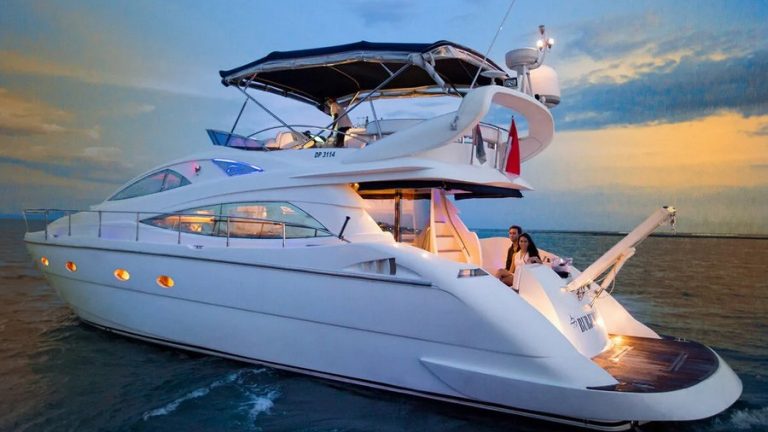 The Best Time to Rent a Yacht in Dubai